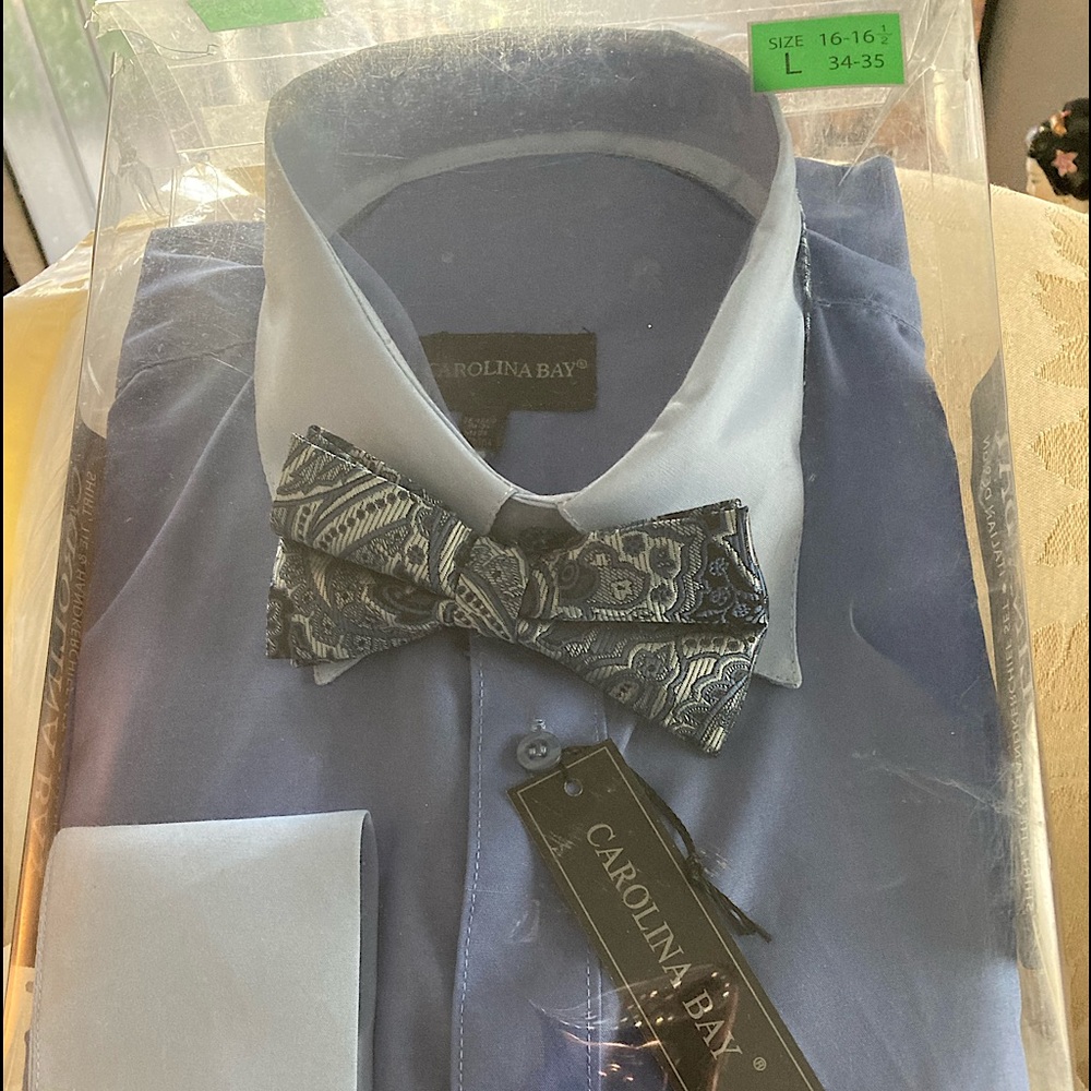 Men’s Dress Shirt/bow tie/